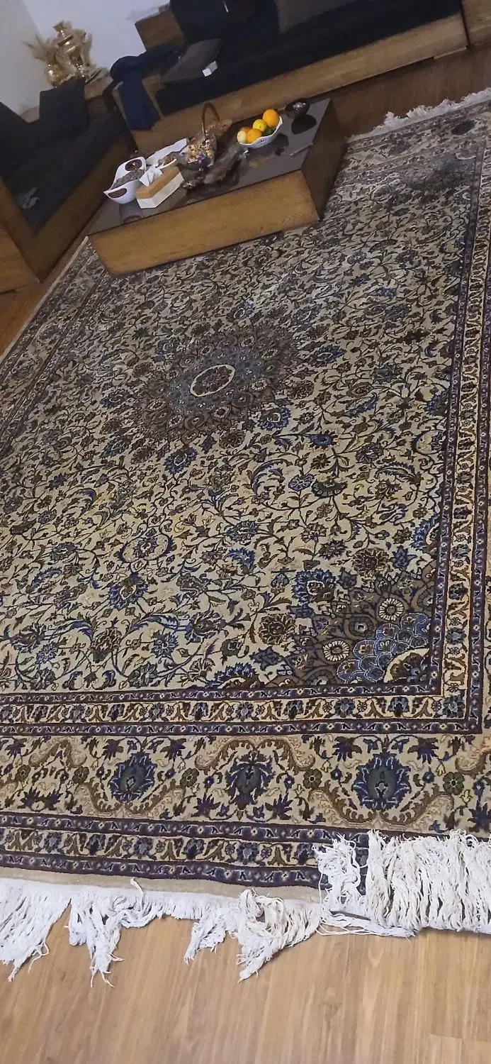 فروش فرش دست بافت عتیقه|فرش|یزد, |دیوار