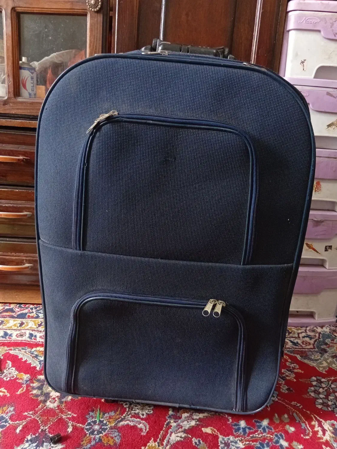 چمدان|کیف، کفش، کمربند|اهواز, کوی باهنر|دیوار