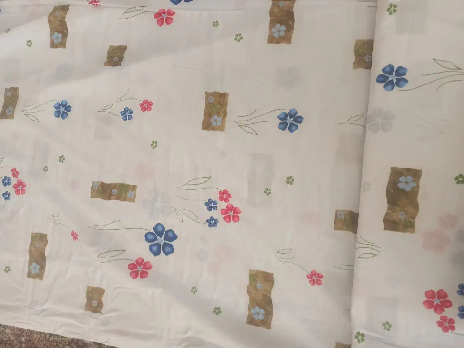 ملحفه|سرویس روتختی|سنندج, |دیوار