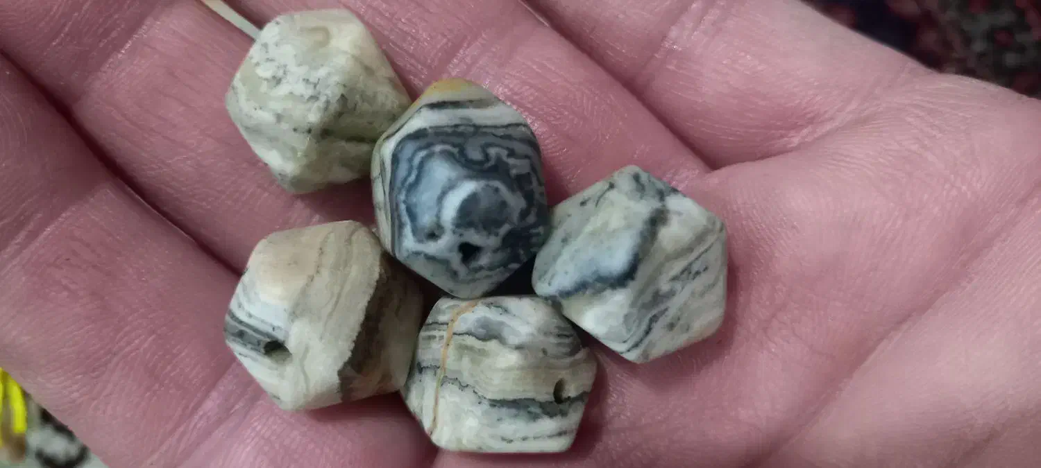 ۵تا مهره قدیمی یکجا|کلکسیون اشیاء عتیقه|تهران, شهران شمالی|دیوار