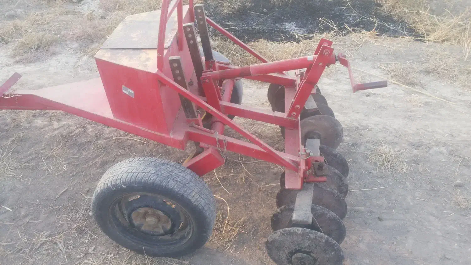 دیسک و پنجه غازی تیلر|قطعات یدکی و لوازم جانبی|درگز, |دیوار