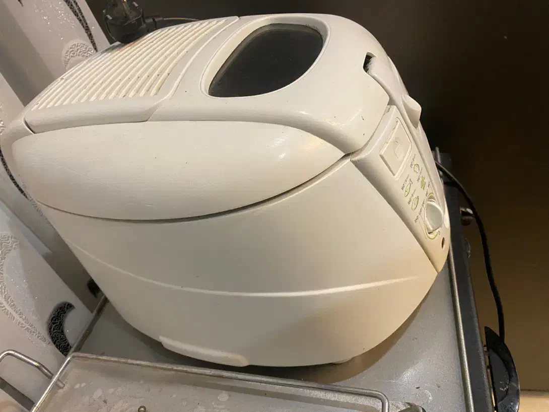 سرخ کن مارک DeLonghi|اجاق گاز و لوازم برقی پخت‌وپز|کرج, ساماندهی|دیوار