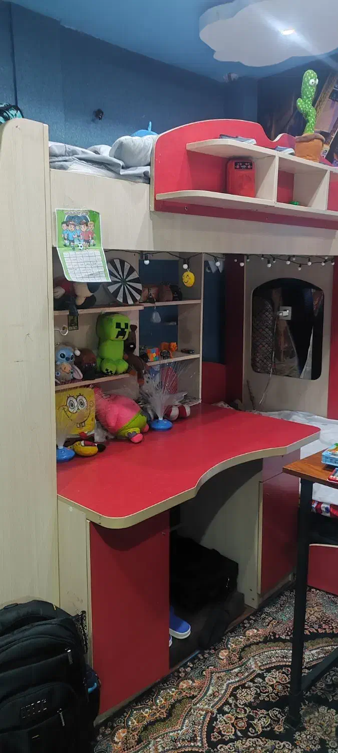 تخت دوطبقه ومیز مطالعه کودک|تخت و سرویس خواب|فردیس, نسترن غربی|دیوار