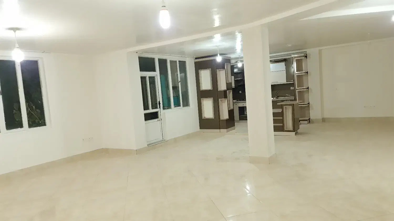 اجاره اپارتمان 180متری طبقه اول بسیار شیک و تمیز|اجارهٔ آپارتمان|اسفراین, |دیوار