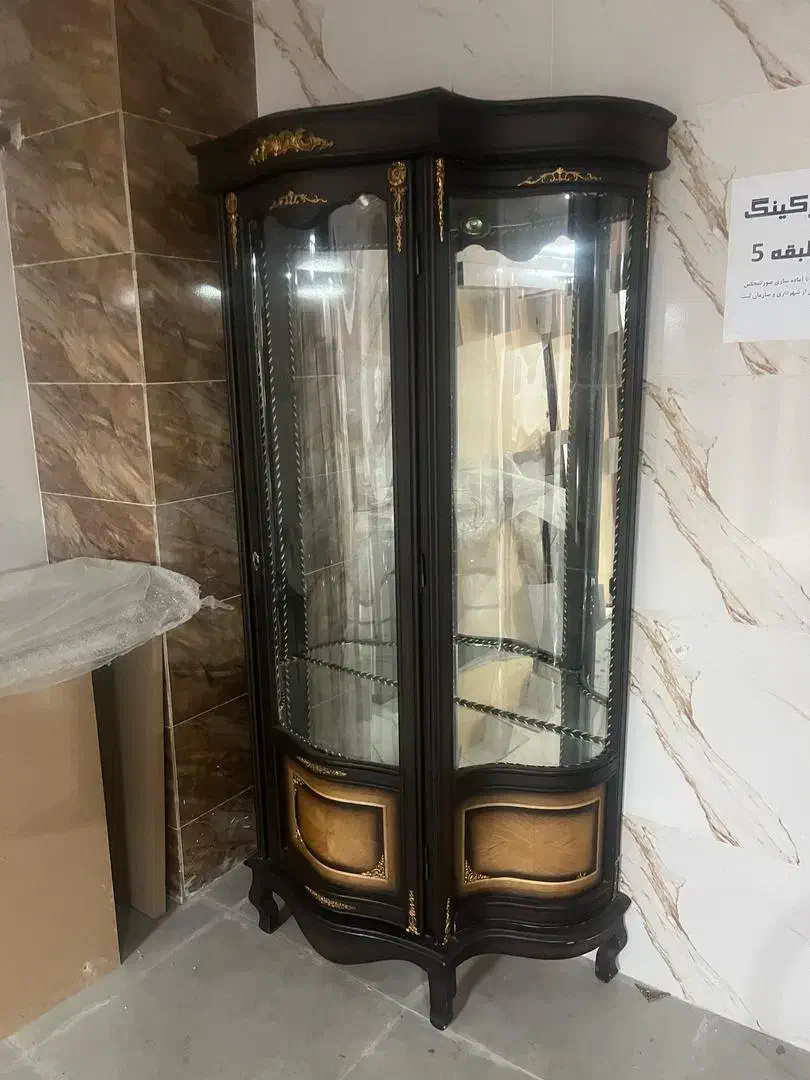 بوفه چوبی خیلی تمیز در حدنو|بوفه، ویترین، کنسول|تبریز, |دیوار