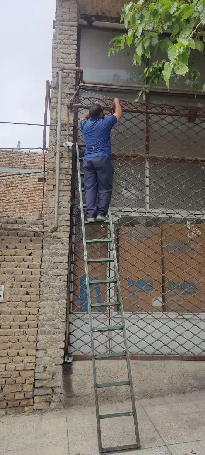 تعمیرات تخصصی کرکره های برقی و قدیمی|خدمات پیشه و مهارت|ارومیه, |دیوار