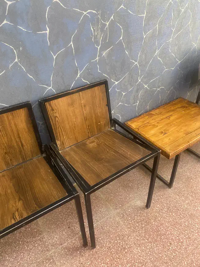 صندلی چوبی|مبلمان خانگی و میز عسلی|زاهدان, |دیوار