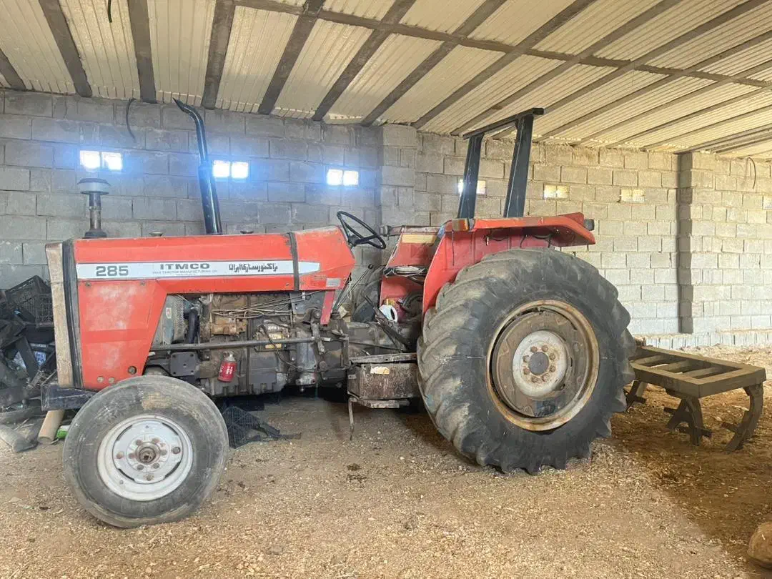 تراکتور مدل 79 موتور انگلیسی|خودرو سنگین|یزد, |دیوار