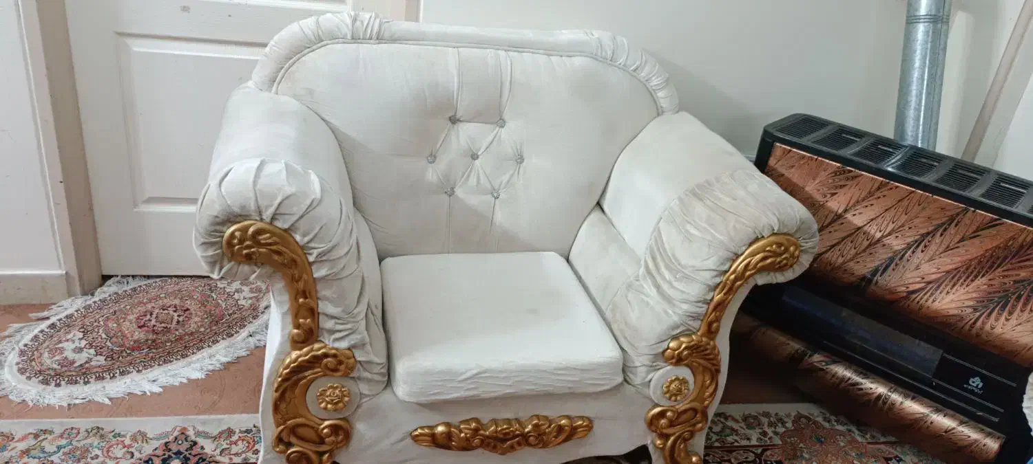 مبل 4 نفره|مبلمان خانگی و میز عسلی|تهران, باغ خزانه|دیوار