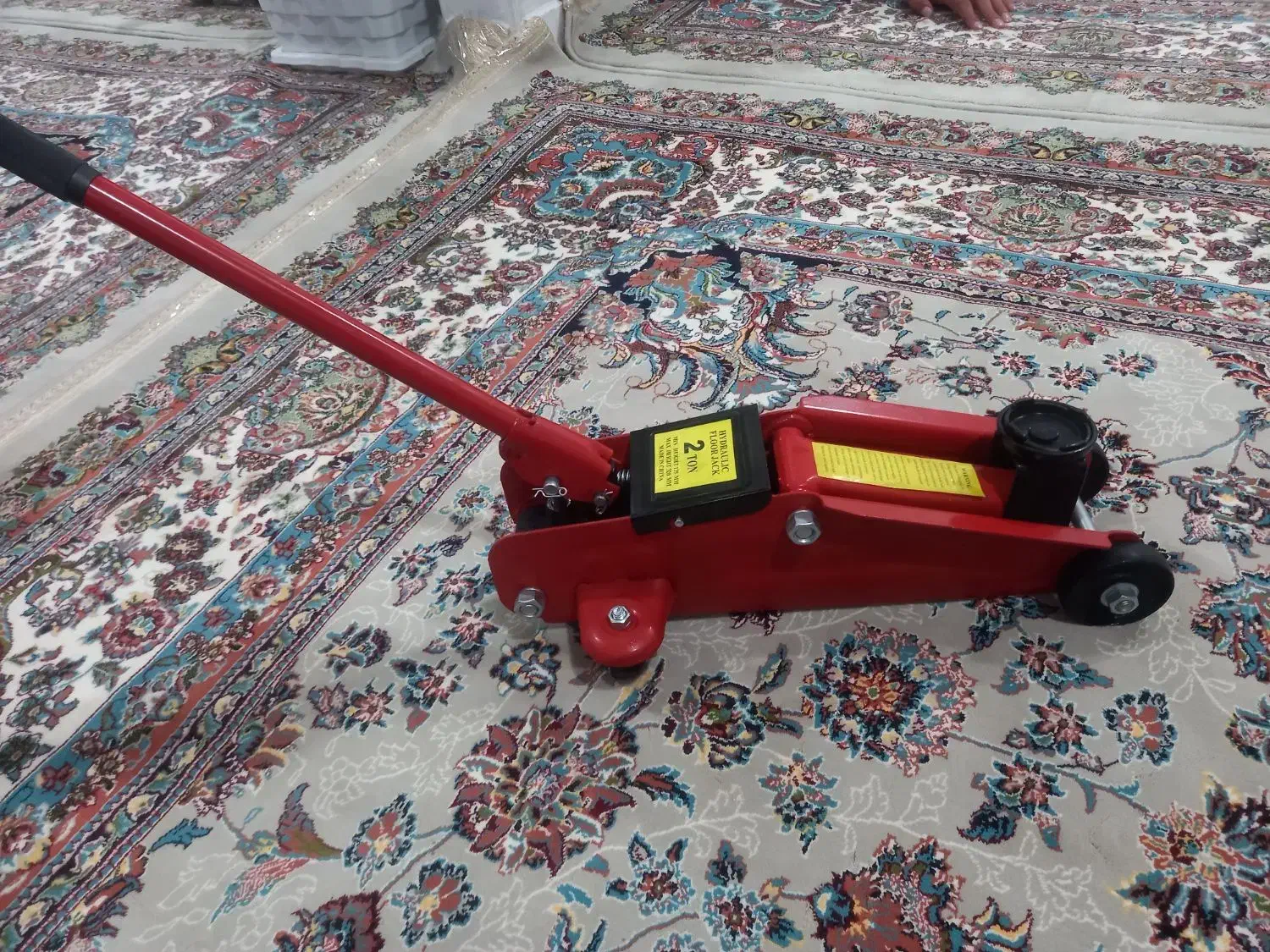 جک سوسماری ۲‌ تن|ابزارآلات|نقده, |دیوار