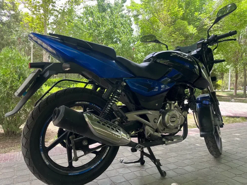 پالس 180|موتورسیکلت|قم, پردیسان|دیوار