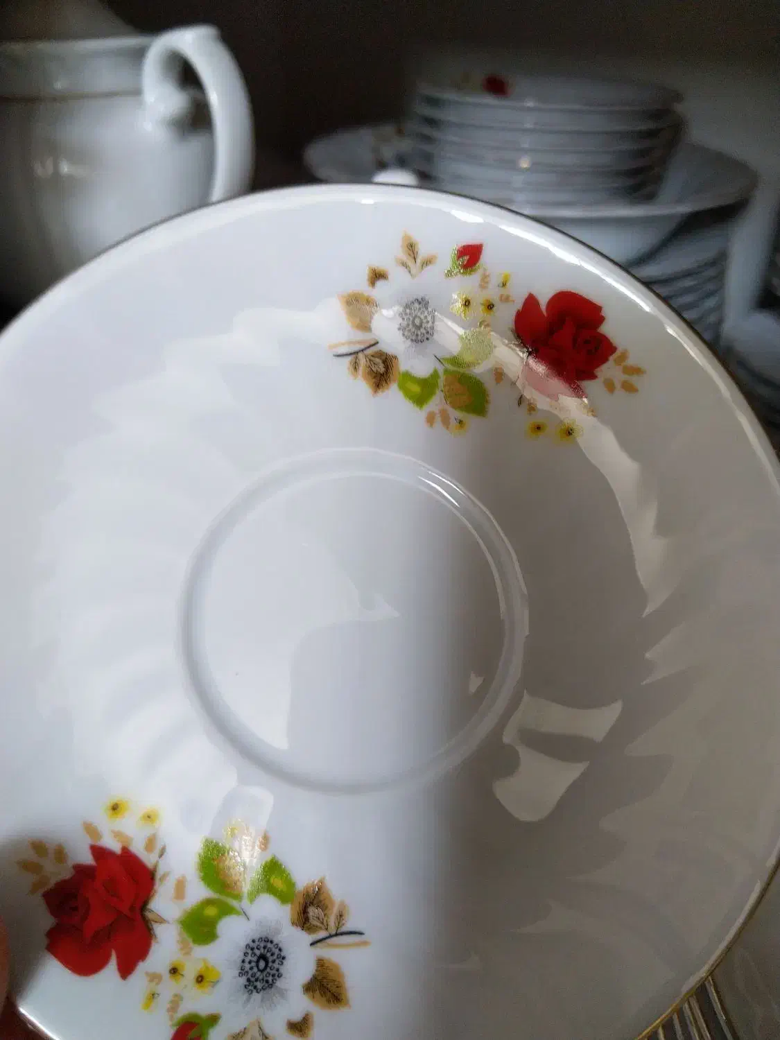 چینی زرین|ظروف سرو و پذیرایی|شاهین‌شهر, بنیاد ازدواج|دیوار