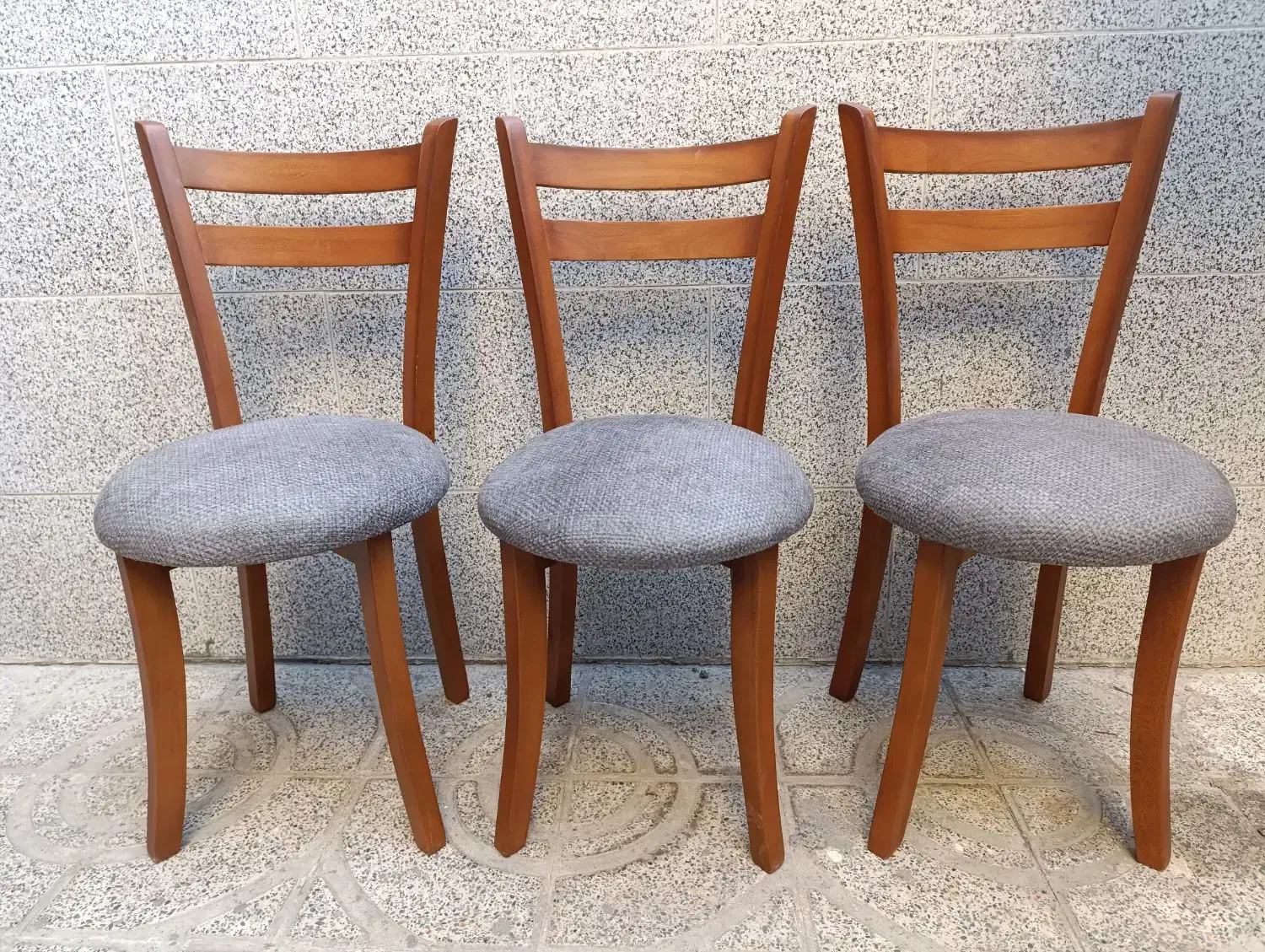 میز و صندلی ناهارخوری|میز و صندلی غذاخوری|اصفهان, کارلادان|دیوار