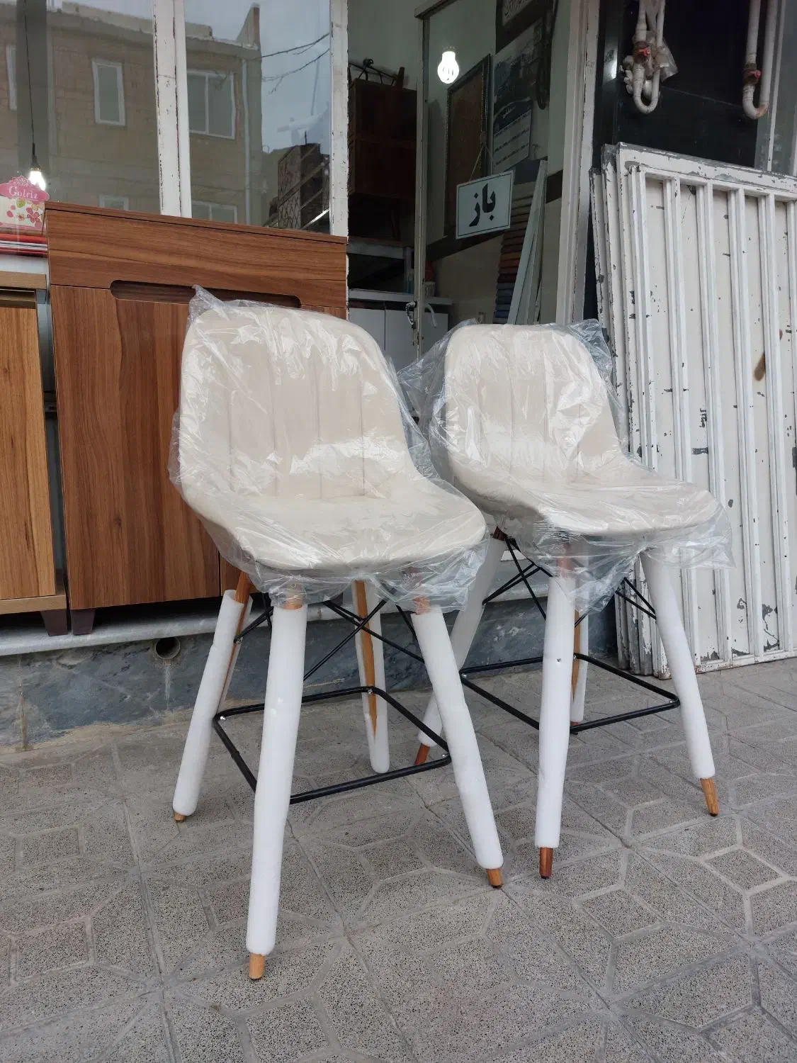 صندلی اُپن|صندلی و نیمکت|گنبد کاووس, |دیوار