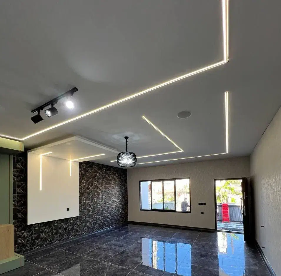 ویلا باغچه نما انگلیسی 180 متری نوساز کلیدنخورده|فروش خانه و ویلا|لاهیجان, انقلاب|دیوار