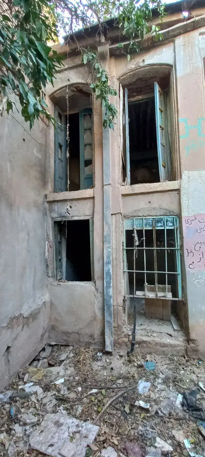 ملک قاجاری سنتی قدیمی شیراز.سر دوزک|فروش زمین و ملک کلنگی|شیراز, سیاه سنگ|دیوار