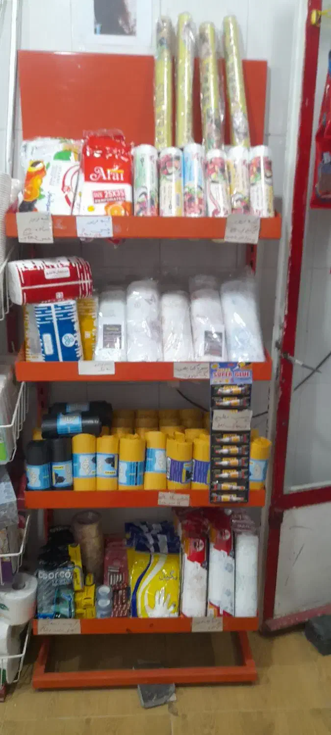 دو عدد استند چیپس و پفک|فروشگاه و مغازه|کرمانشاه, |دیوار