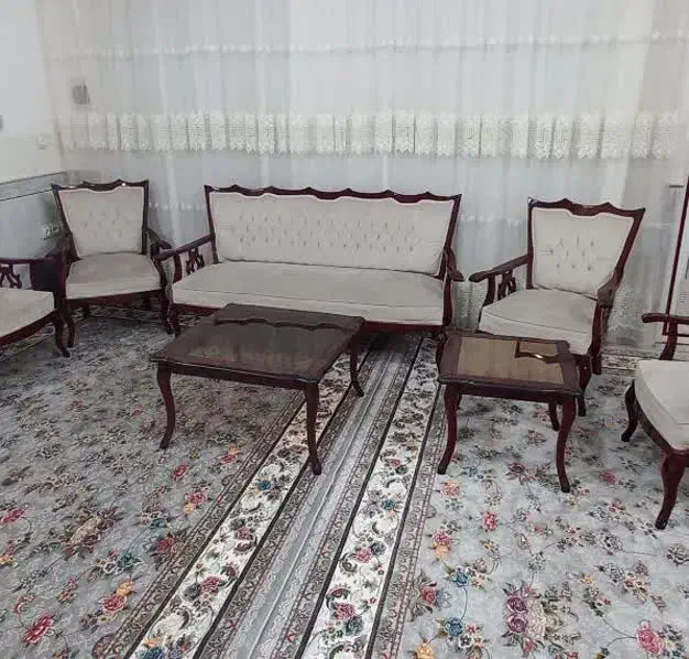 مبل سلطنتی و میز نهار خوری|مبلمان خانگی و میز عسلی|کاشان, امیرکبیر|دیوار