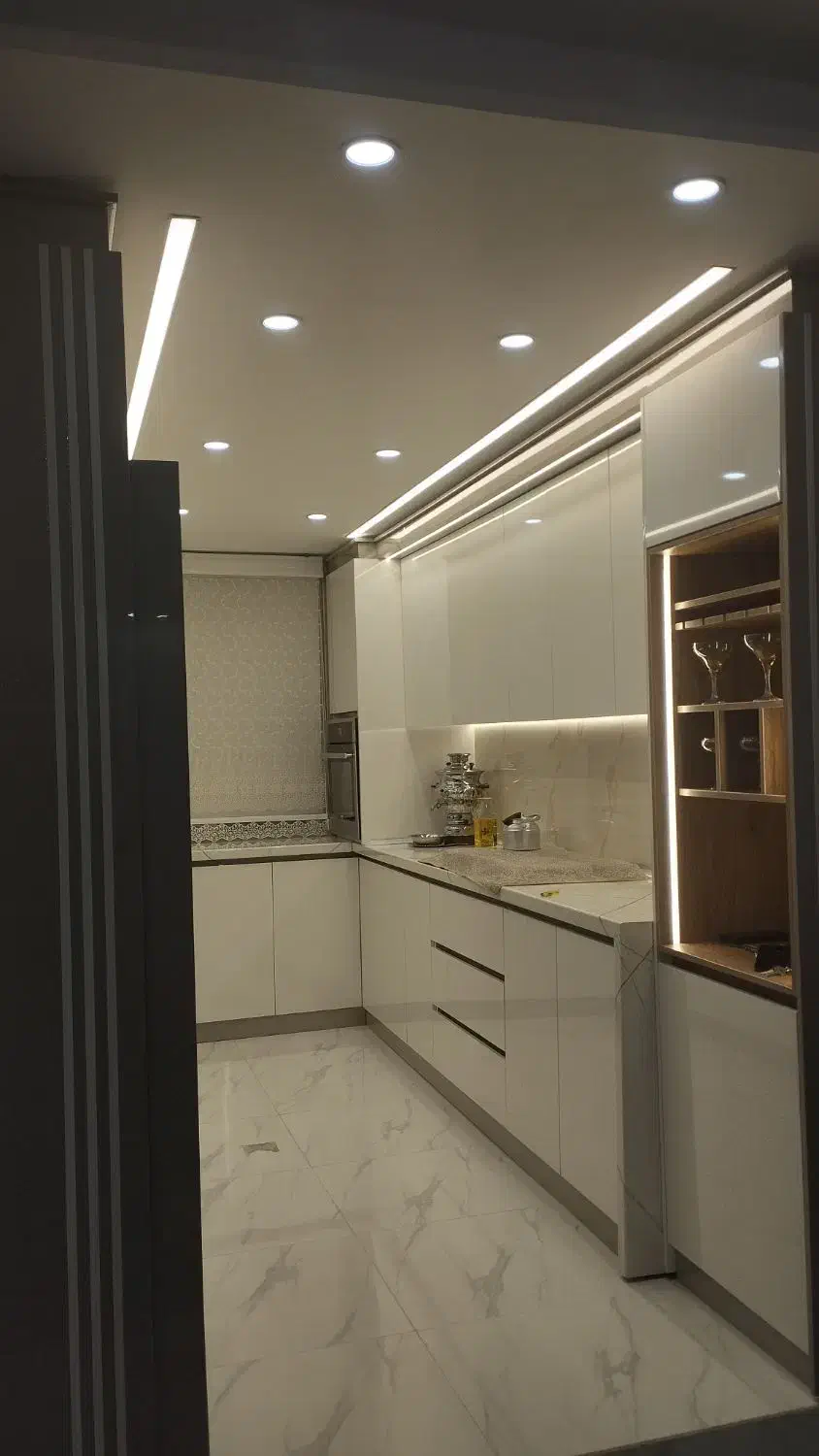 برقکار لاینر محافظ لوستر|خدمات پیشه و مهارت|همدان, |دیوار