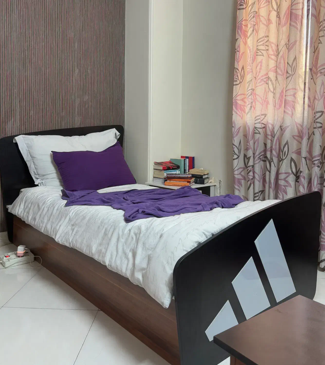 سرویس تخت خواب نوجوان ۸تکه آدیداس|تخت و سرویس خواب|کرج, عظیمیه|دیوار