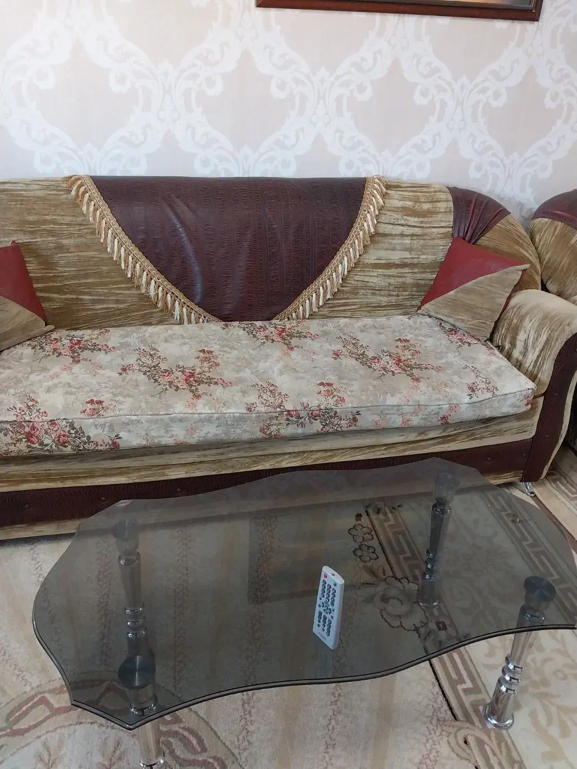 مبلمان راحتی صحیح سالم کار کرده|مبلمان خانگی و میز عسلی|خوی, |دیوار