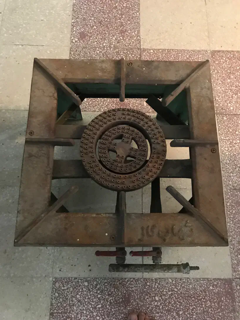 تک شعله قدیمی سالم|اجاق گاز و لوازم برقی پخت‌وپز|شیراز, شهرک سراج‎|دیوار