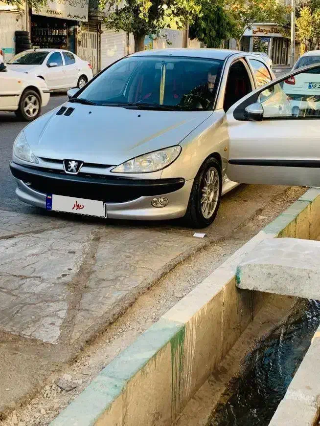 ۲۰۶|خودرو سواری و وانت|آبیک, |دیوار