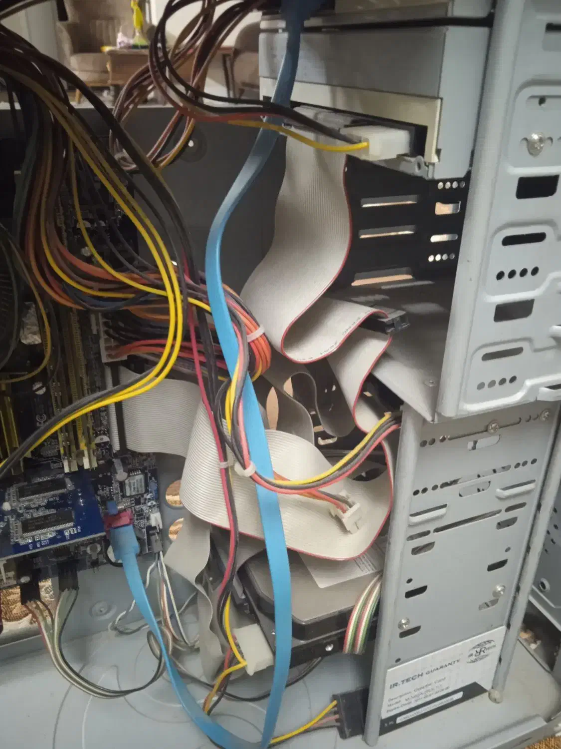 فروش کامپیوتر و مانیتور قدیمی همراه کیبورد قدیمی|رایانه رومیزی|زنجان, |دیوار