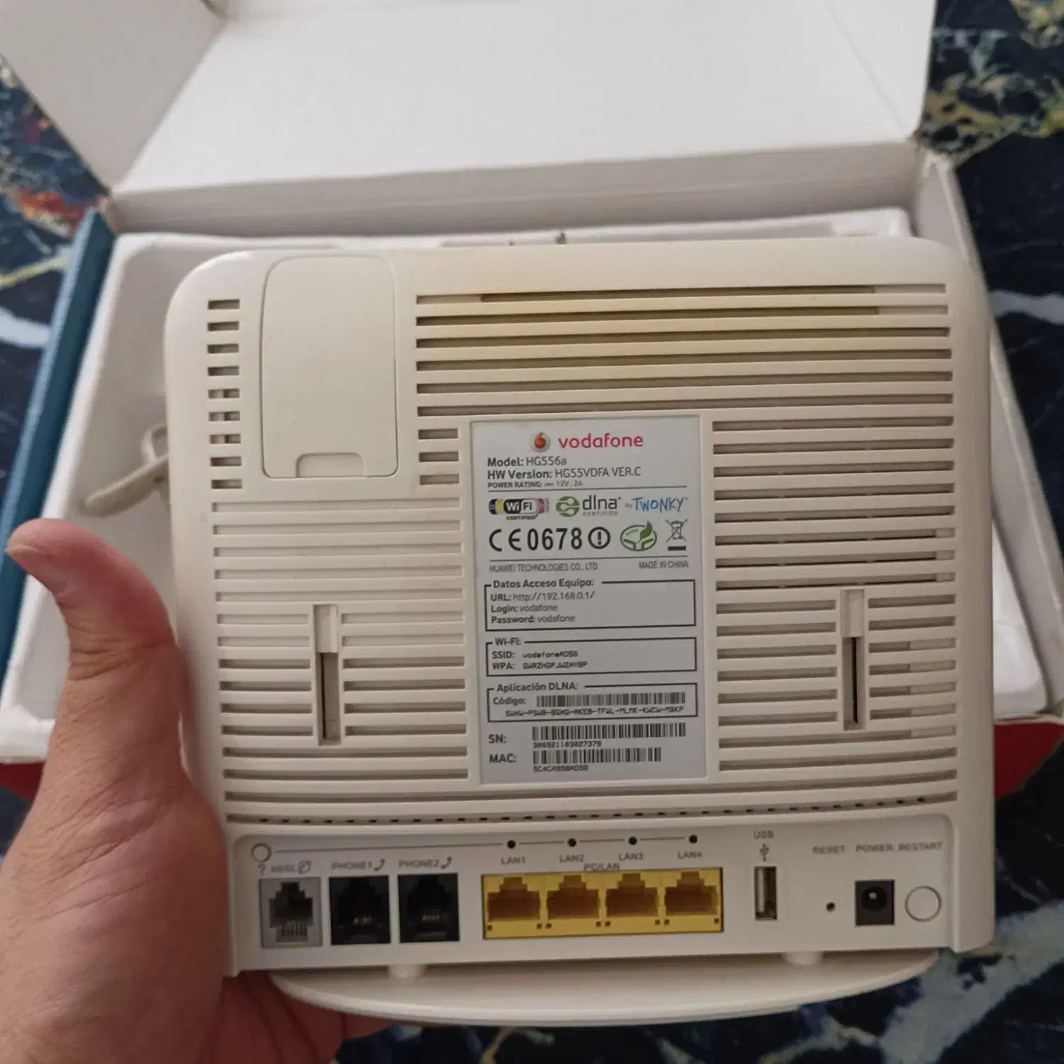 مودم adsl ودافون HG556a|مودم و تجهیزات شبکه|تهران, جوادیه|دیوار