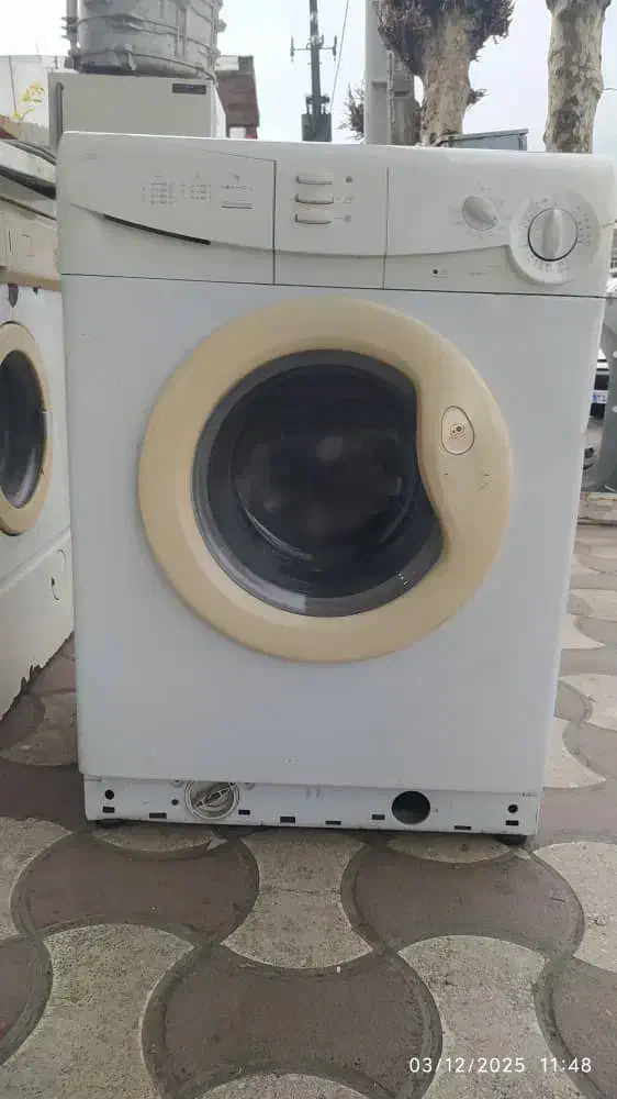 لباس شویی کارکرده|ماشین لباسشویی و خشککن لباس|تالش, هشتپر|دیوار