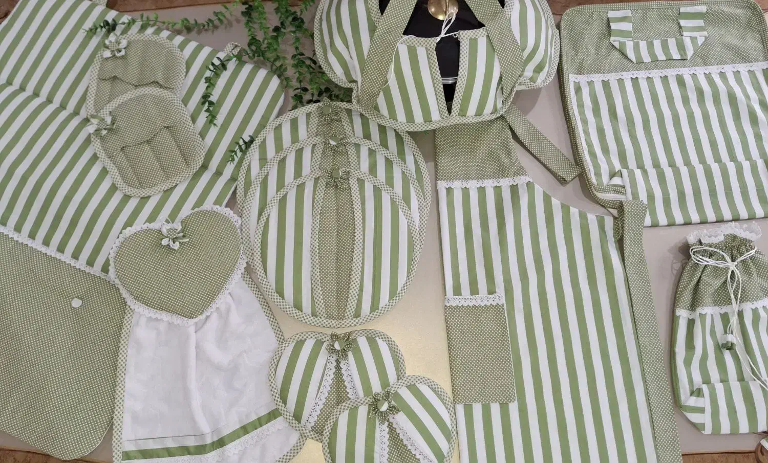 سرویس آشپزخانه|سفره، حوله، دستمال آشپزخانه|اراک, |دیوار