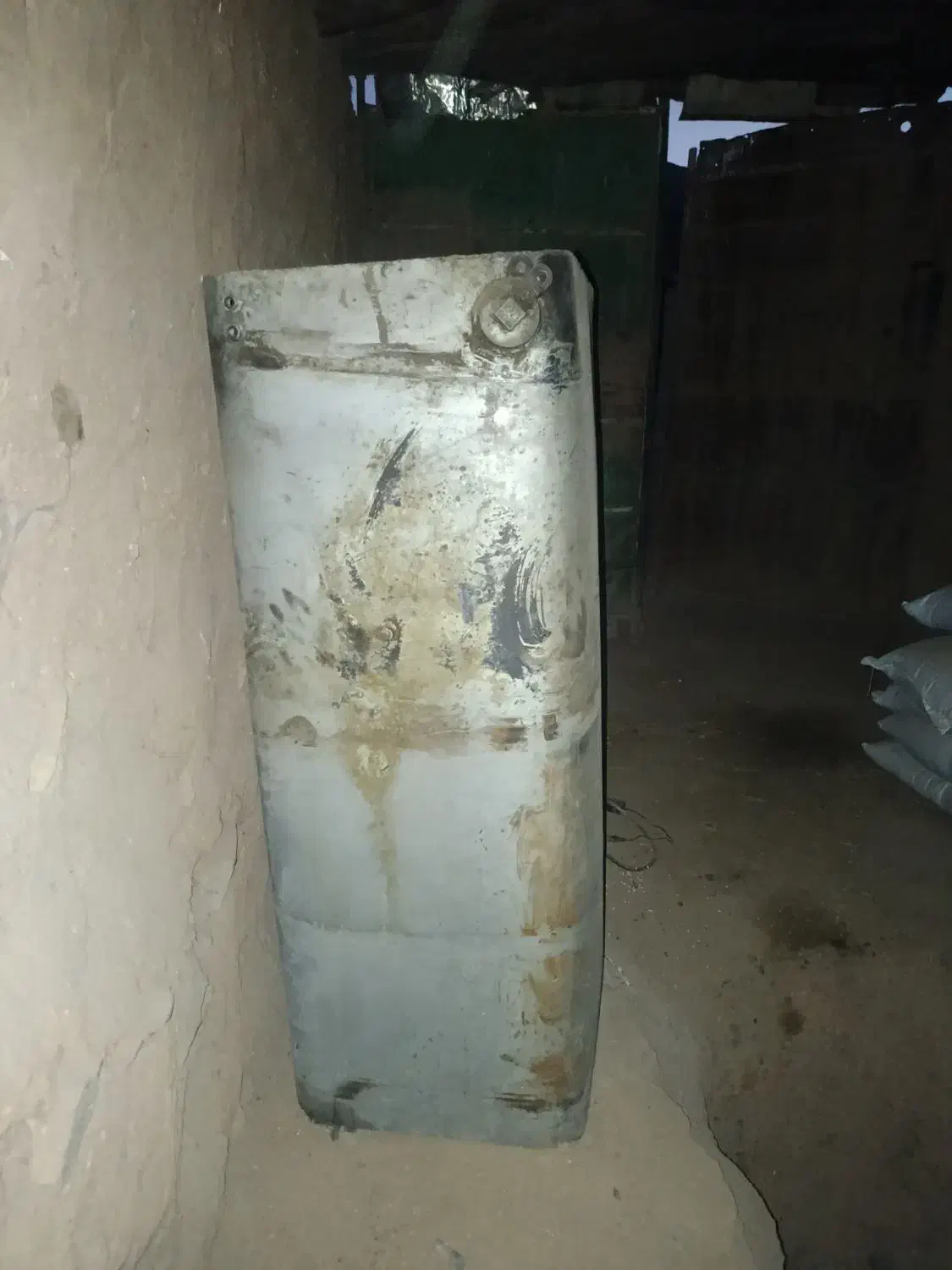 تانکر1000لیتری|قطعات یدکی و لوازم جانبی|سنقر, |دیوار