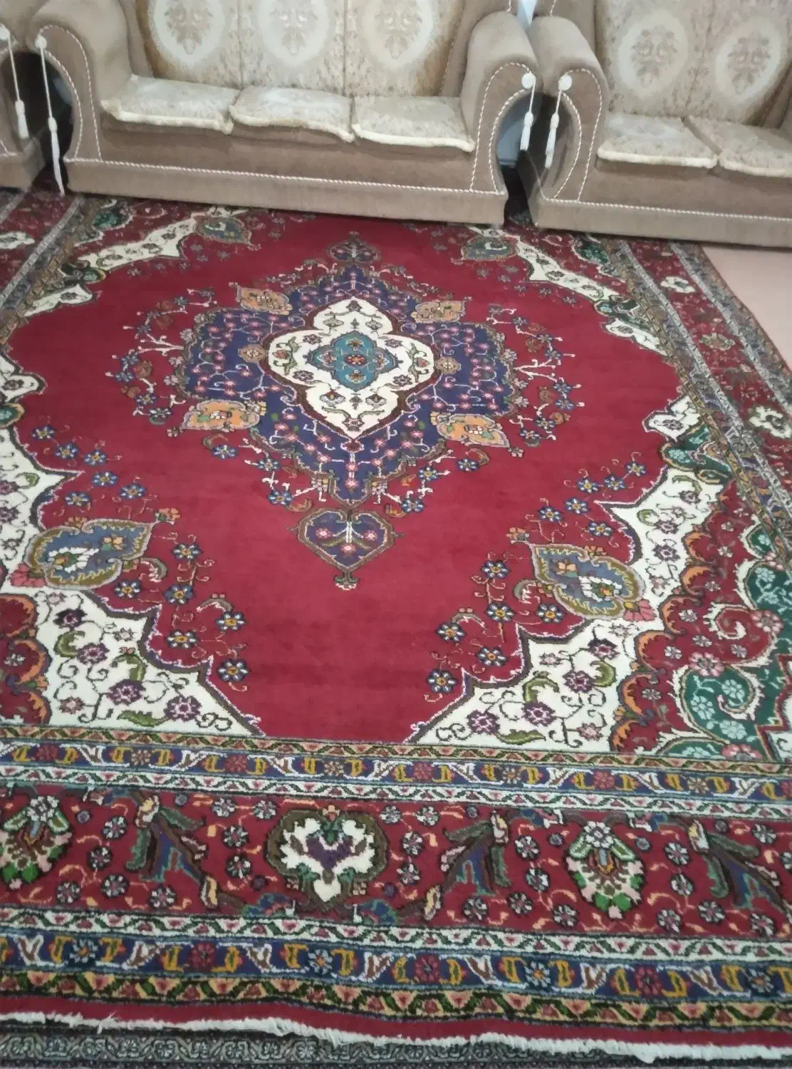 فرش طبیعی|فرش|خوی, |دیوار