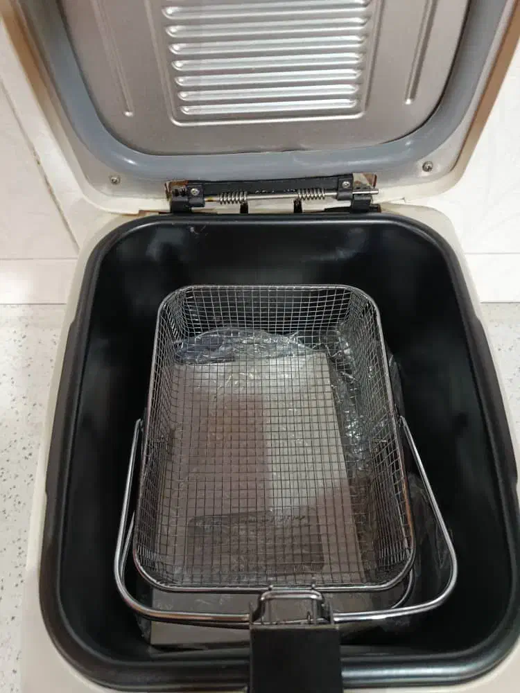 سرخ کن مدل اسنوا در حد نونو|اجاق گاز و لوازم برقی پخت‌وپز|ارومیه, |دیوار