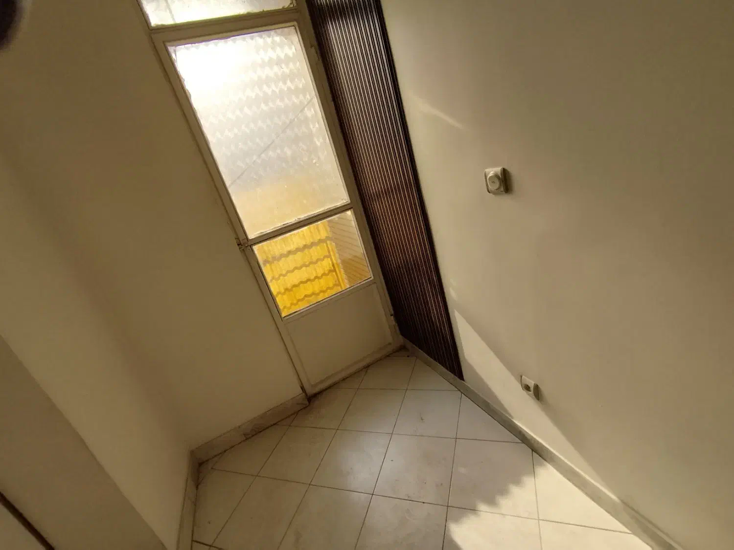 رهن و اجاره آپارتمان ۵۴ متری،مدنی