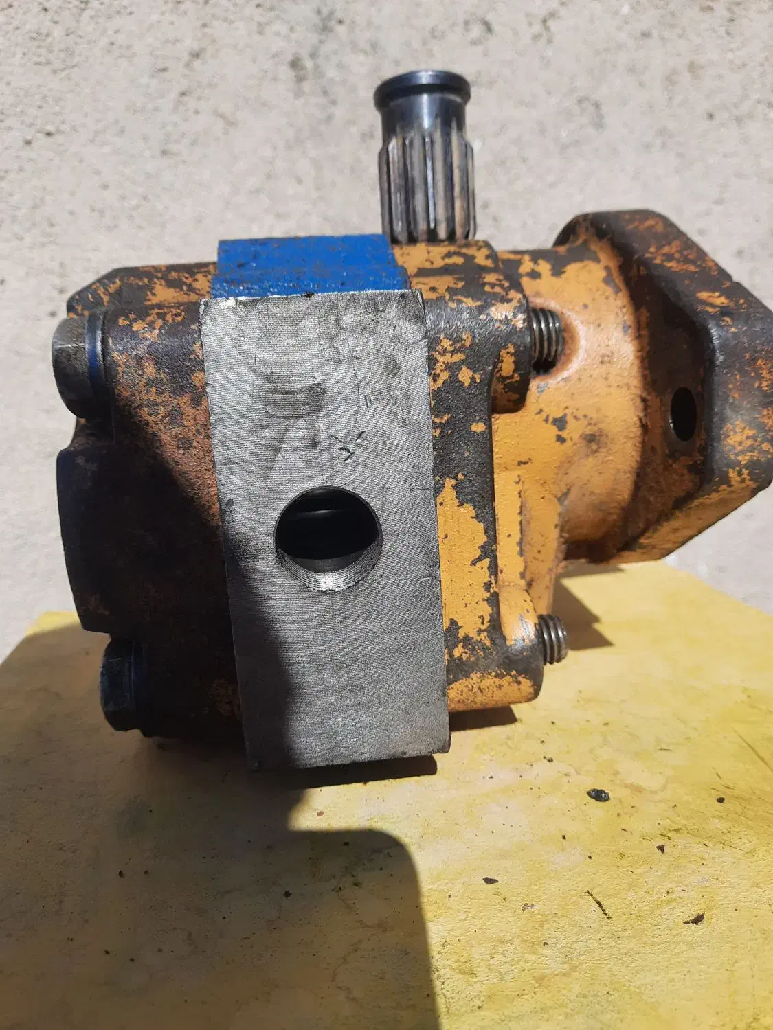 پمپ هیدرولیک|قطعات یدکی و لوازم جانبی|سبزوار, قاضی زاد|دیوار