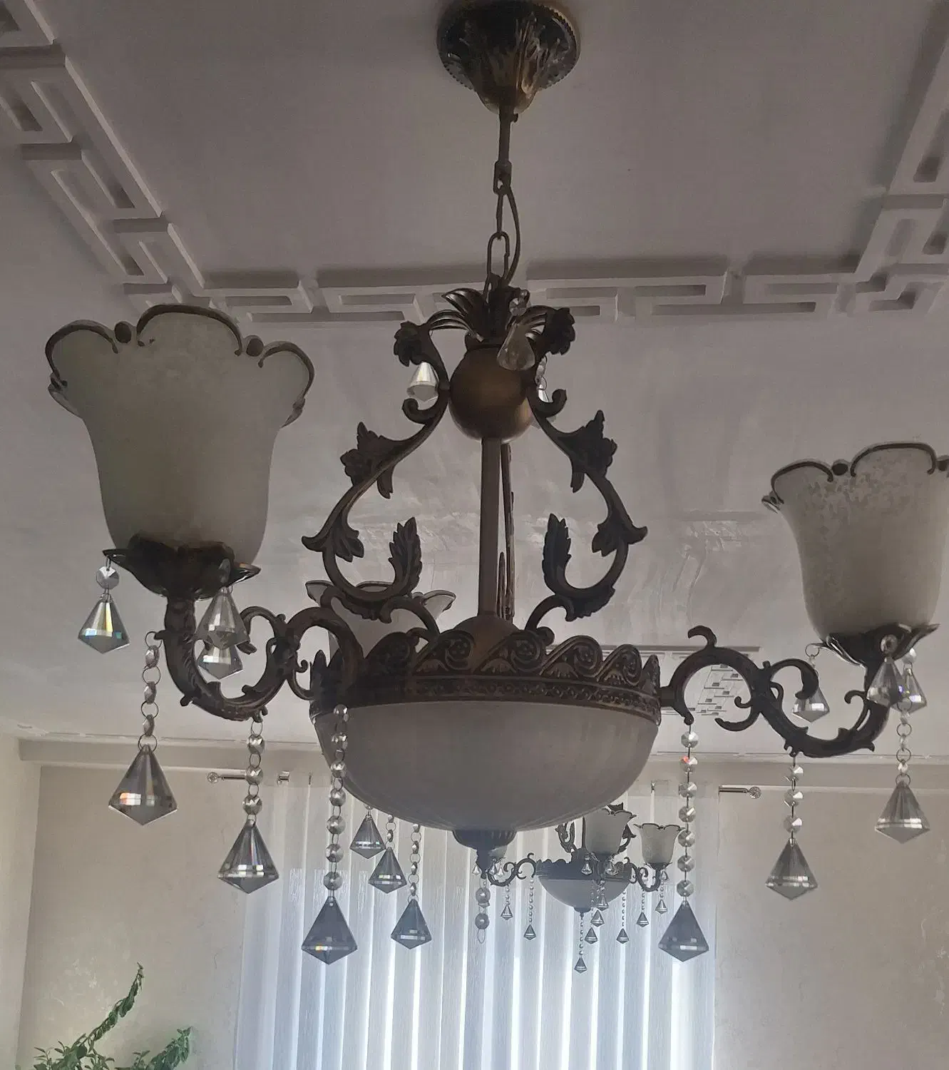 لوستر ۱ عدد|لوستر و چراغ آویز|خرمآباد, |دیوار