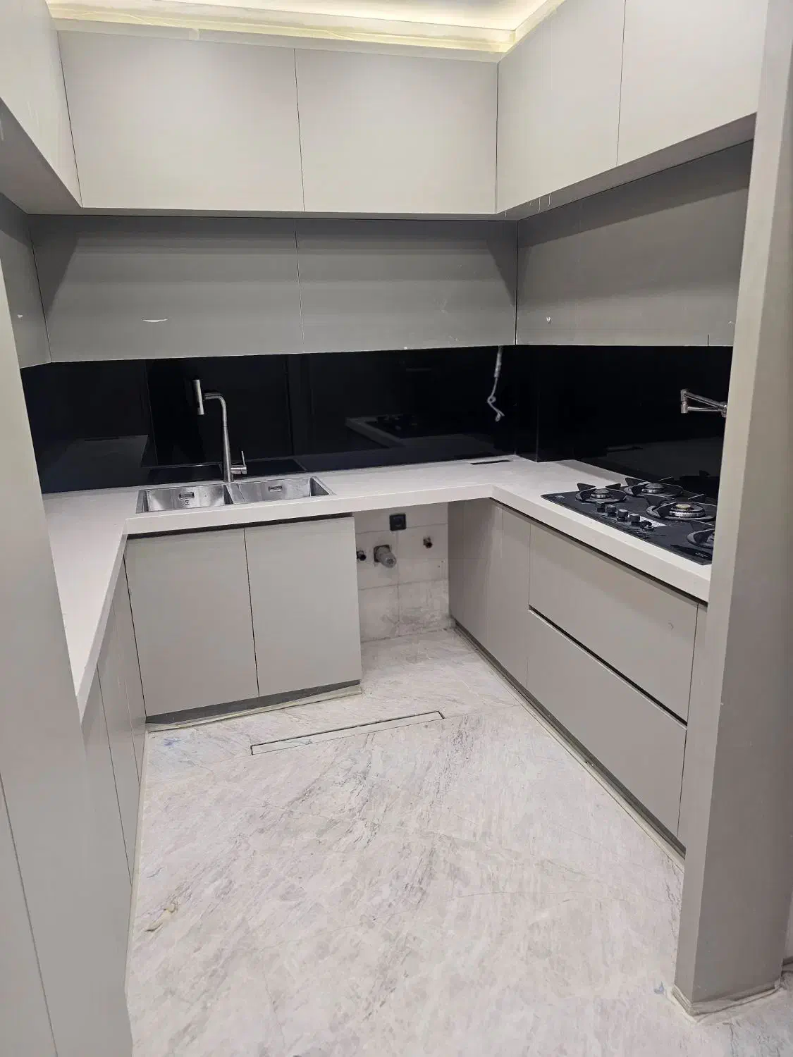 پیش فروش با اقساط 2 ساله خیابان اصلی باهنر و رباط|پیشفروش املاک|اصفهان, دستگرده|دیوار