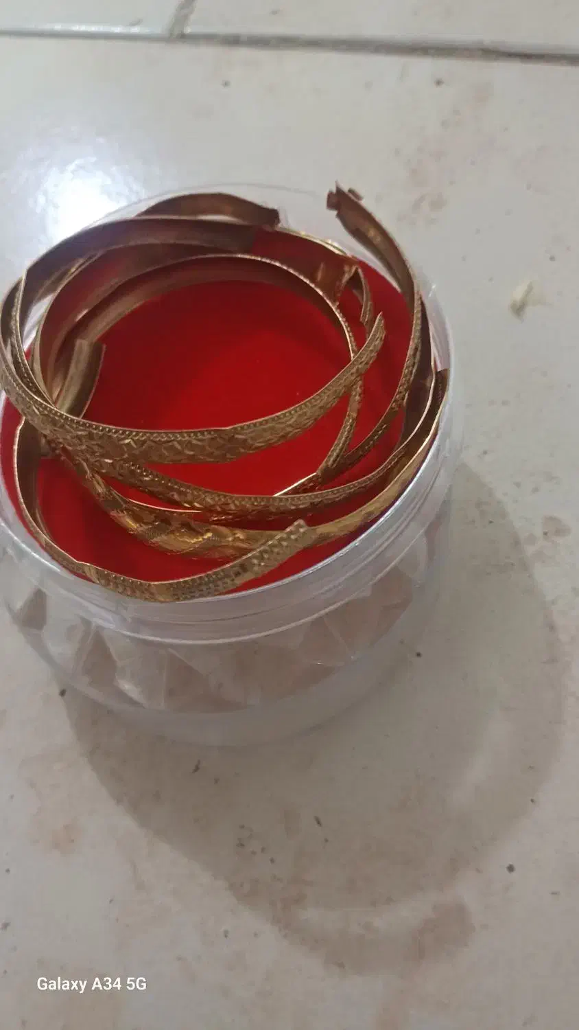 النگوی طلا|جواهرات|تفرش, |دیوار