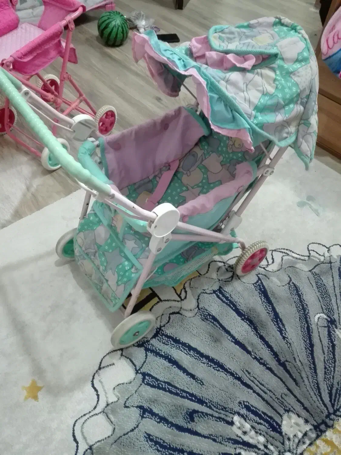 کالسکه اسباب بازی وتخت عروسک|اسباببازی بچه|شاهرود, |دیوار