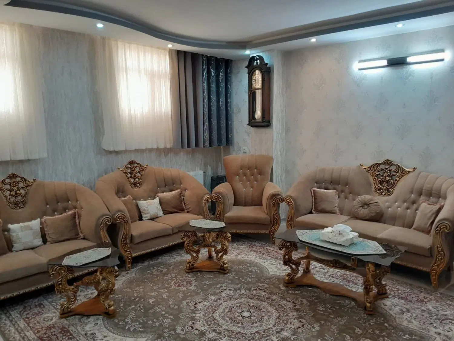 مبلمان|مبلمان خانگی و میز عسلی|شهرضا, |دیوار