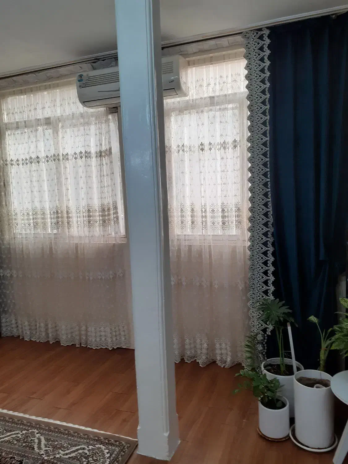 ۲عدد پرده یک عدد والان|پرده، رانر، رومیزی|تهران, افسریه جنوبی|دیوار