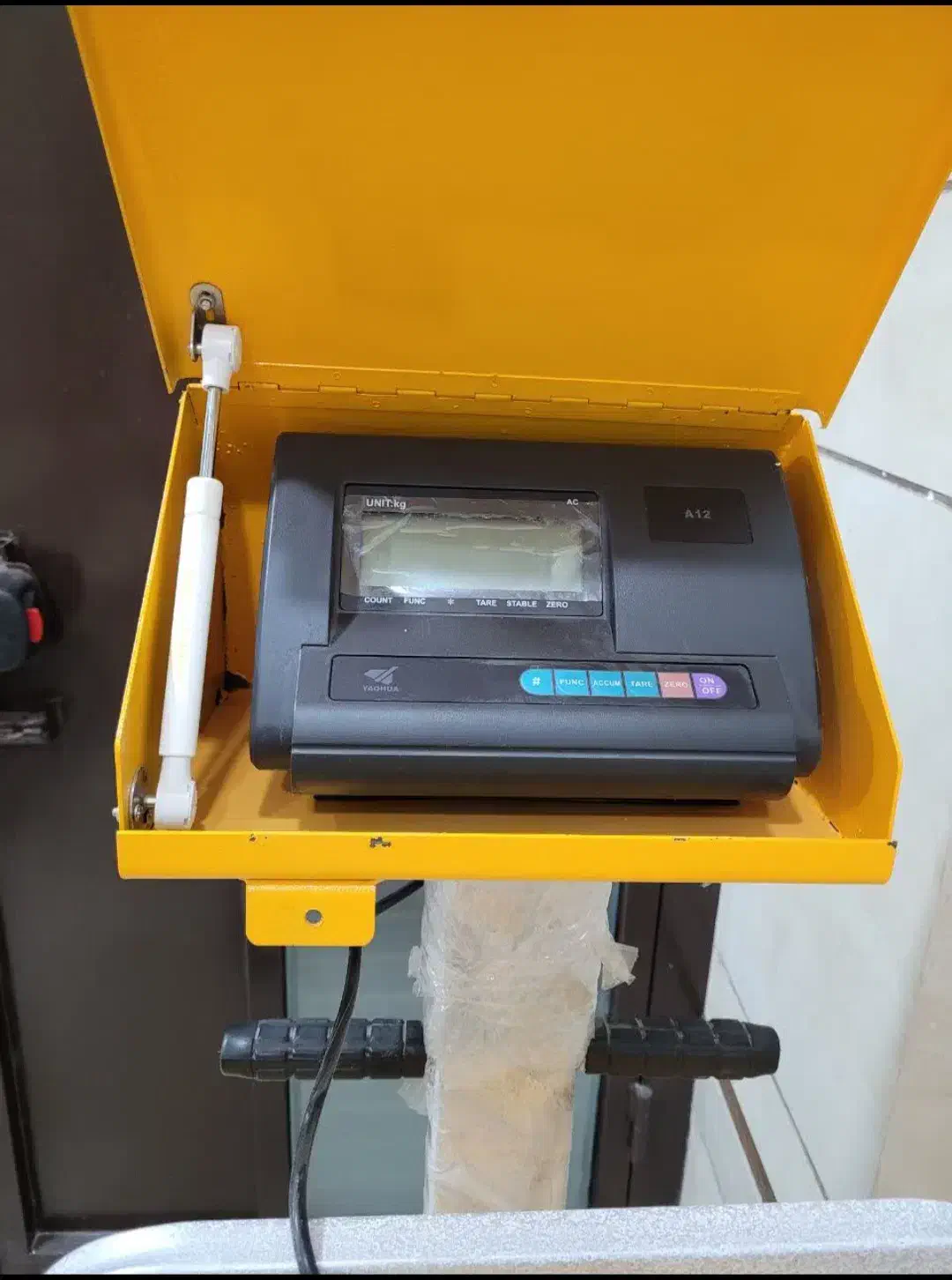 باسکول ۷۰۰ کیلیویی نووجدید کار اراک|ماشین‌آلات صنعتی|قم, جاده معدن|دیوار