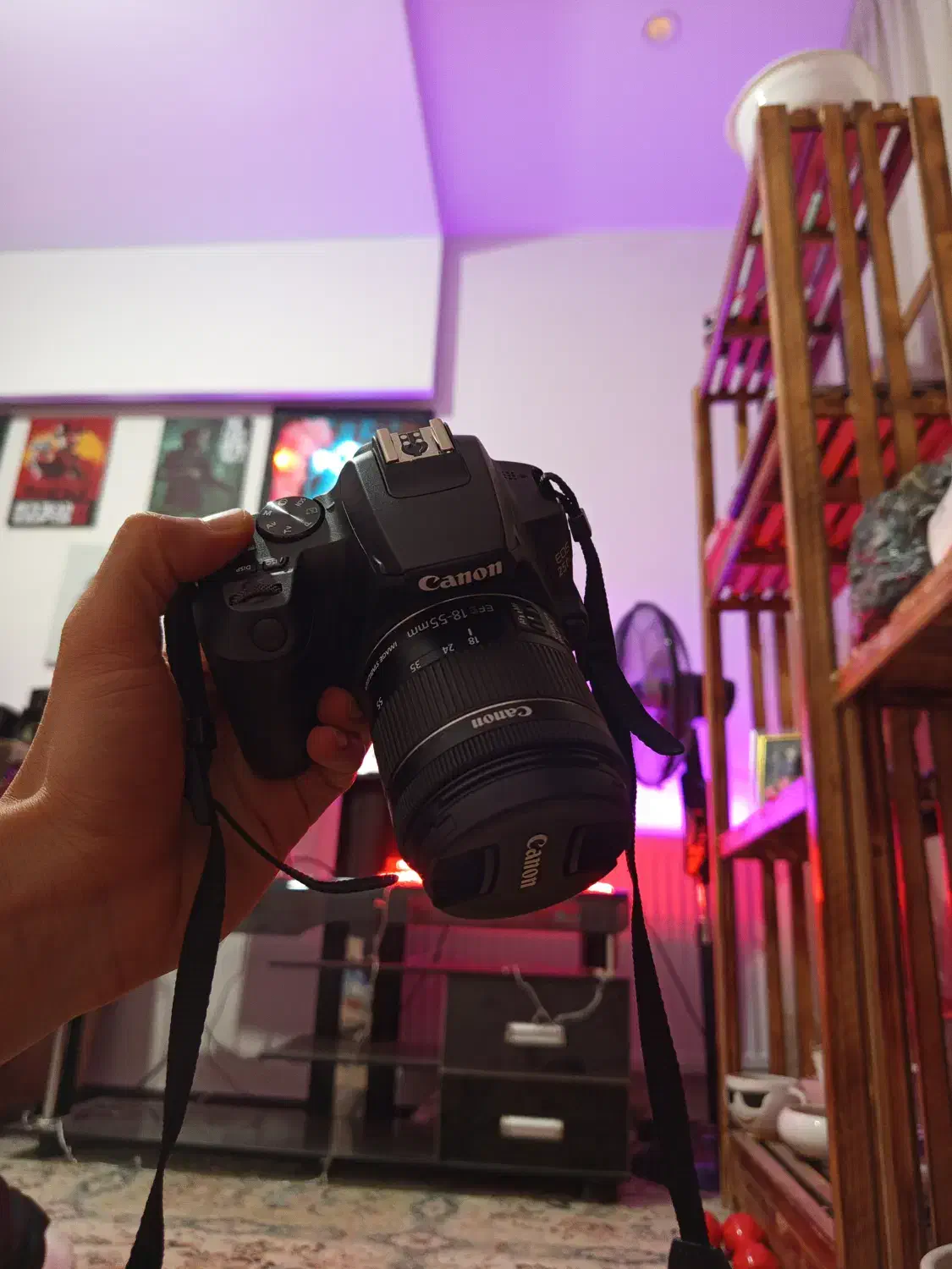 دوربین کنون ۲۵۰ دی... Canon 250d|دوربین عکاسی و فیلم‌برداری|مشهد, آزادشهر|دیوار