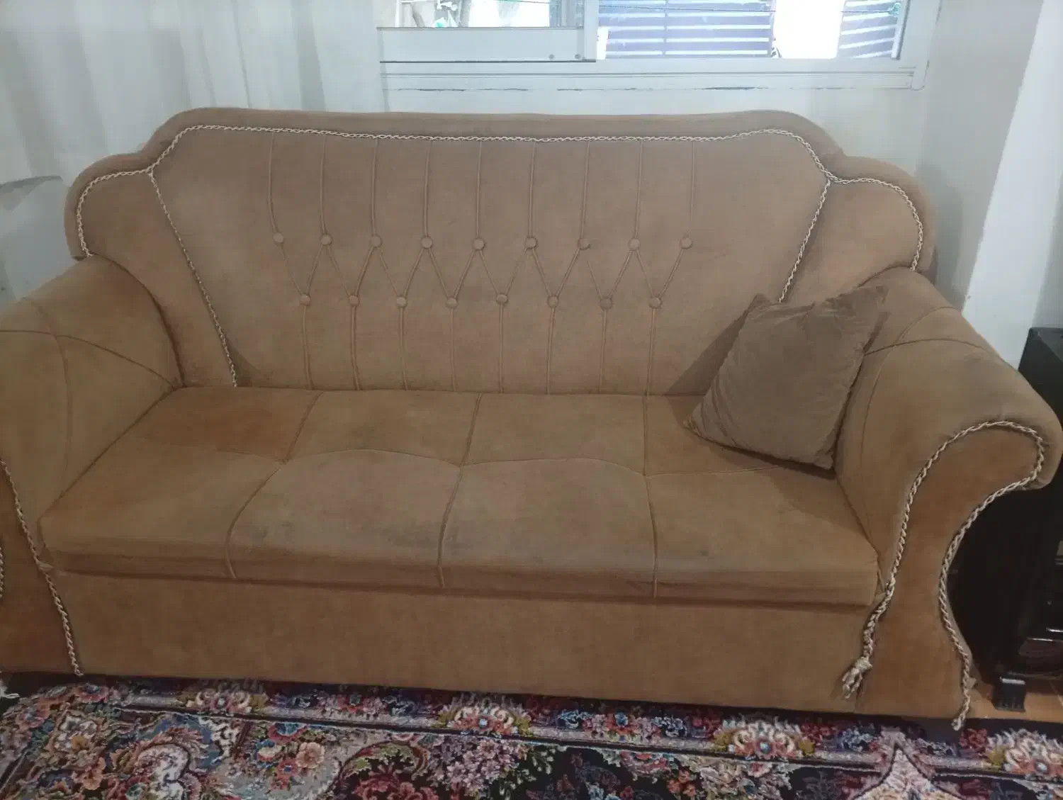 مبل راحتی|مبلمان خانگی و میز عسلی|رشت, خرسندی|دیوار