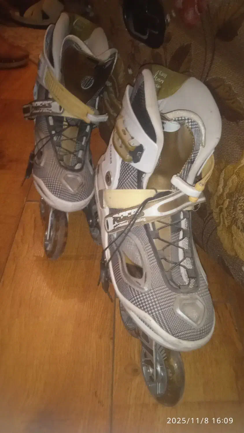 کفش اسکیت راکی 44|دوچرخه، اسکیت، اسکوتر|تهران, دارآباد|دیوار