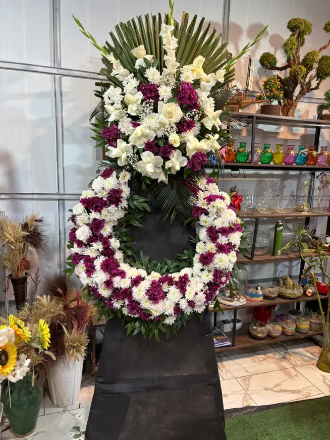 تاج ترحیم|گل و گیاه طبیعی|اصفهان, فرودگاه|دیوار