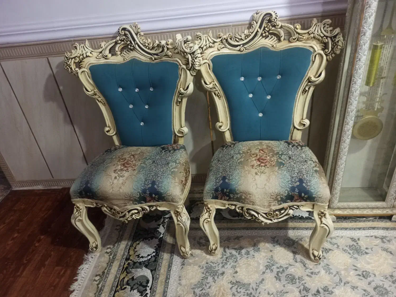 فروش مبل سلطنتی|مبلمان خانگی و میز عسلی|چابهار, |دیوار