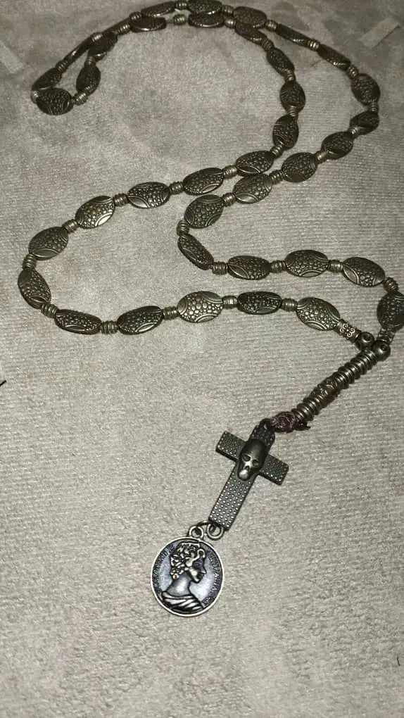 گردنبند خیلی قدیمی|کلکسیون اشیاء عتیقه|جهرم, |دیوار