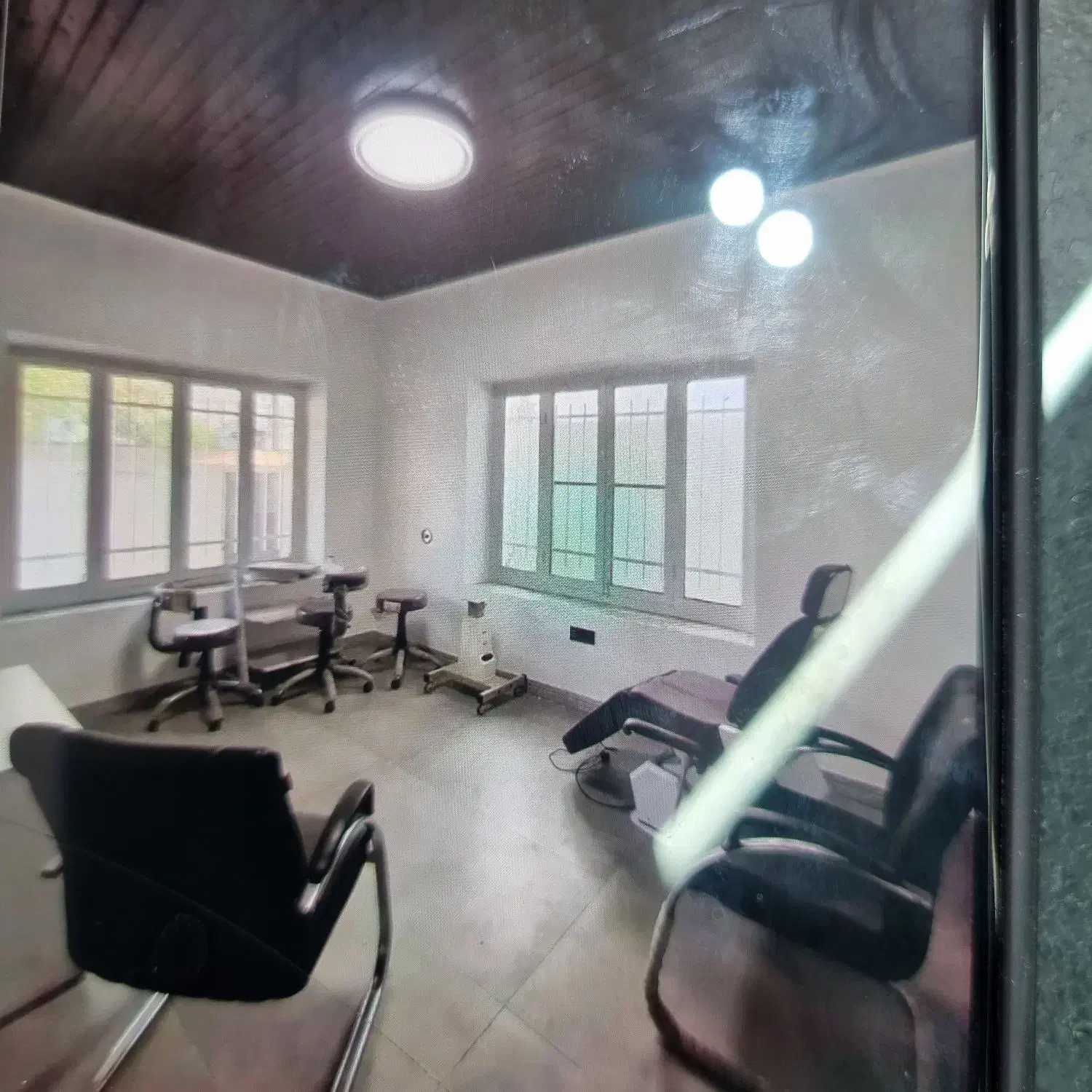 ۱۱۰ متر ویلایی مناسب اموزشگاه و کلینیک|فروش دفتر کار، اتاق اداری، مطب|تنکابن, |دیوار